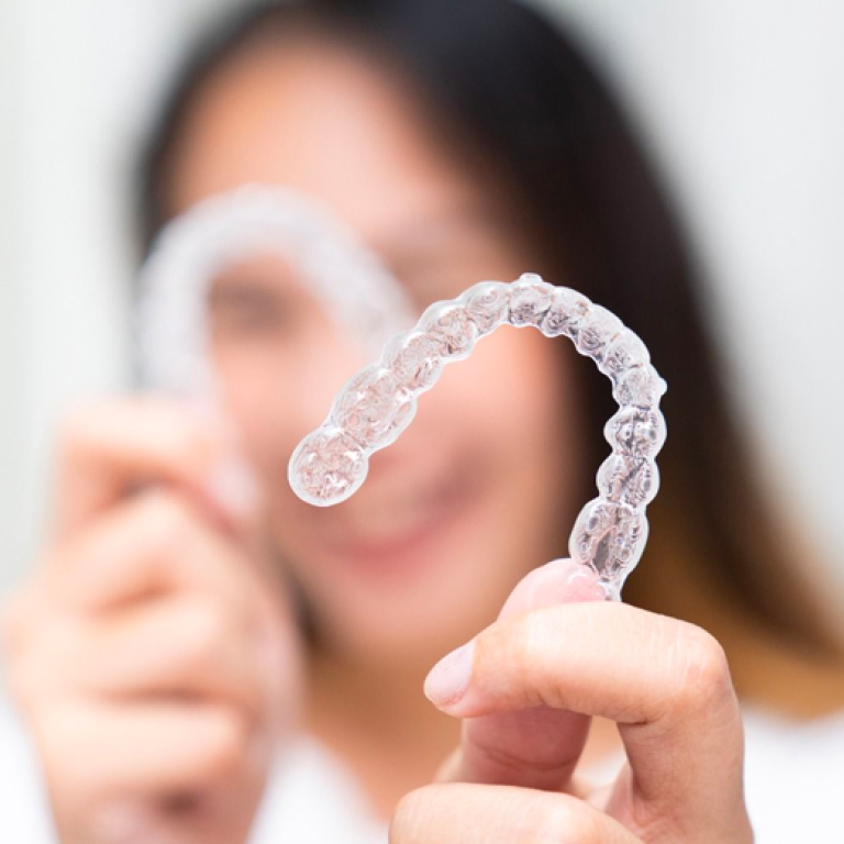 Braces & Aligners (Invisalign)